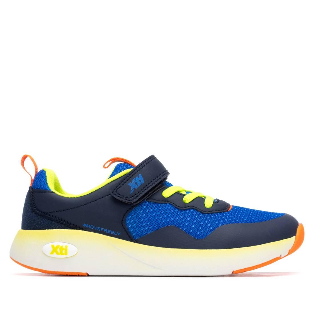 Zapatilla de niño plano Xti kids 15310604