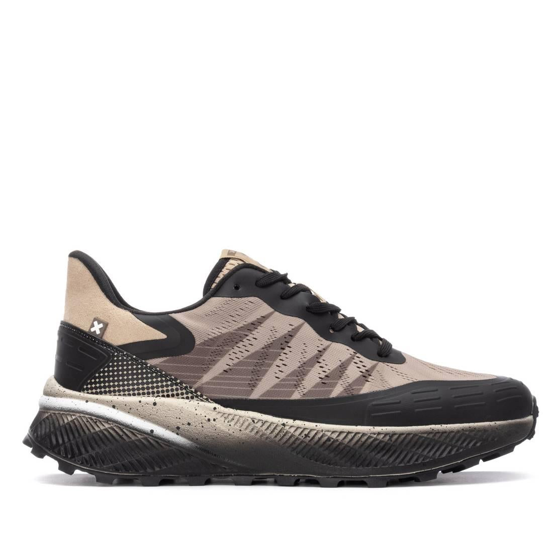 Zapatilla de hombre plano Xti 14471303