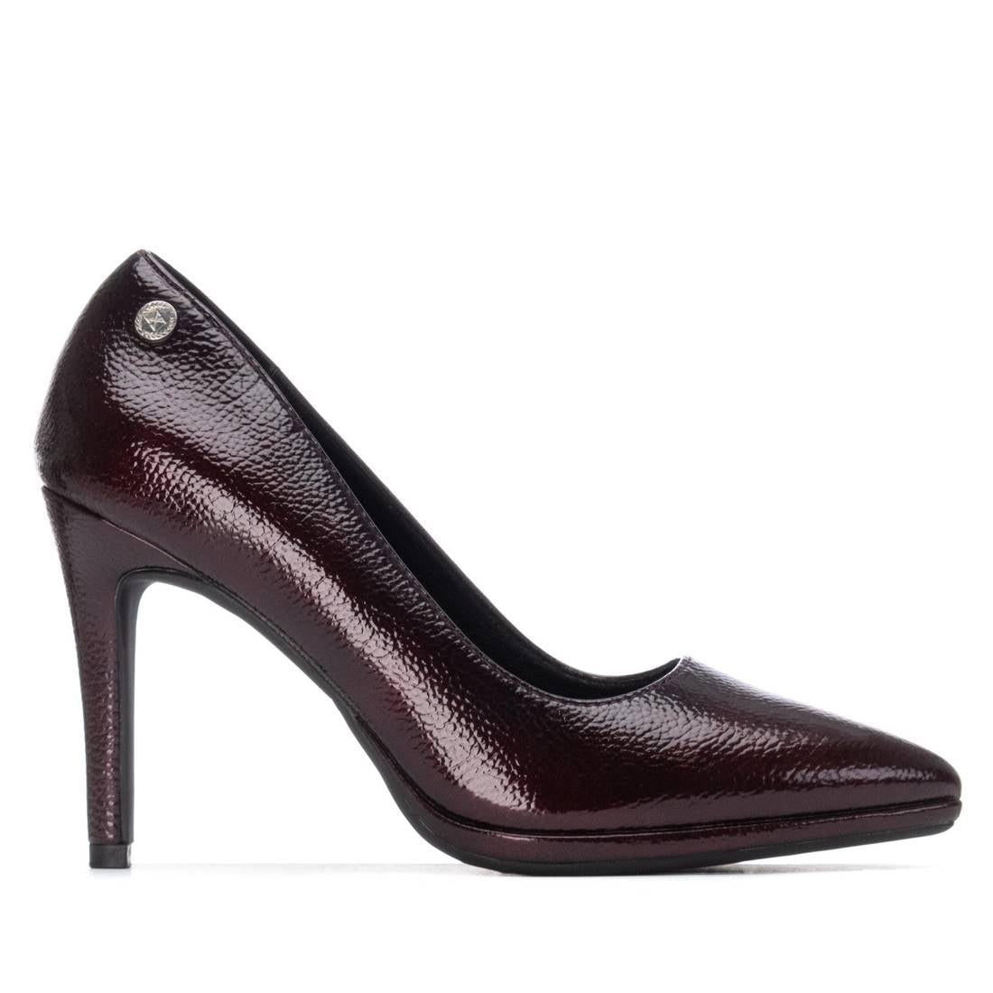 Zapato de mujer con tacón Xti 14472502