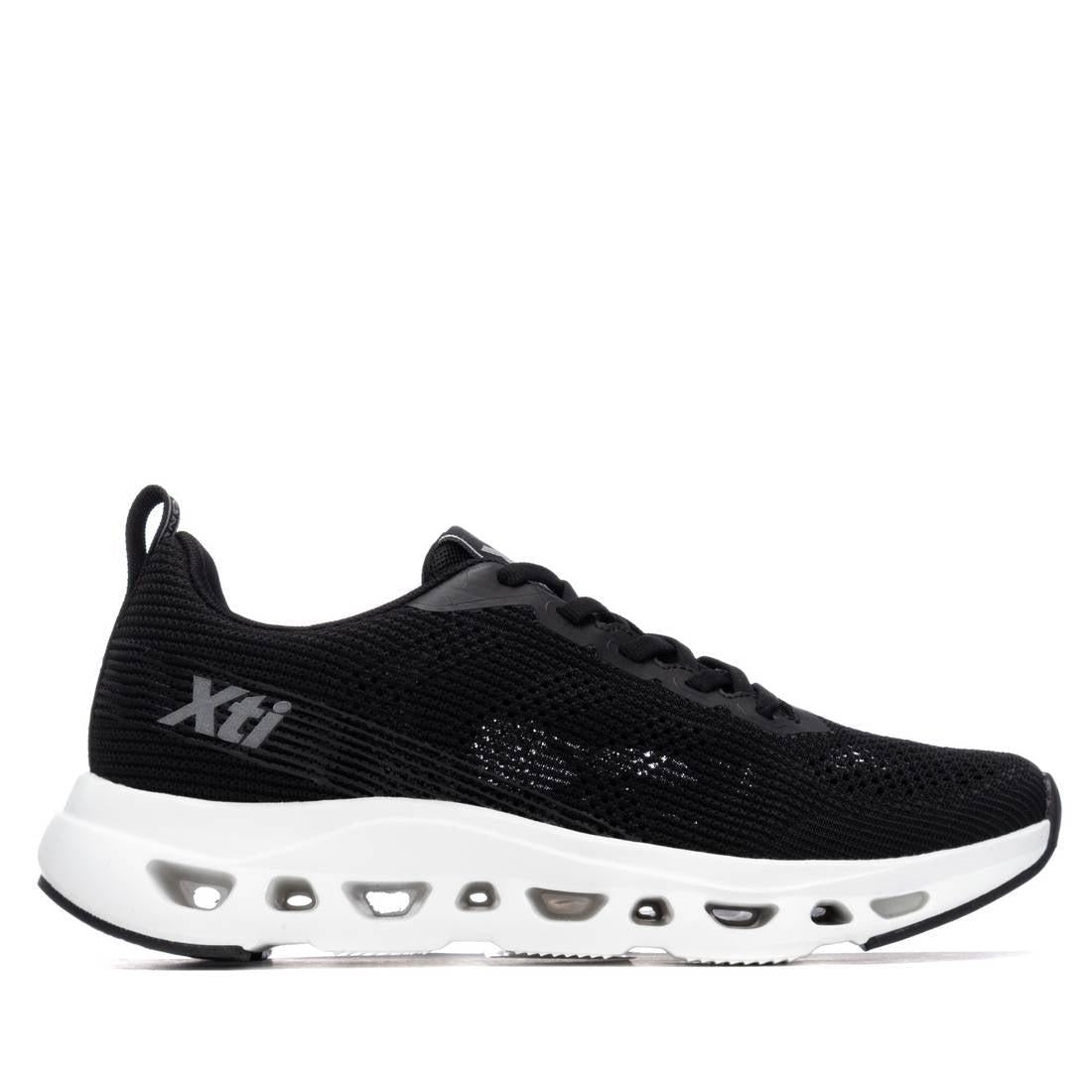 Zapatilla de hombre plano Xti 14574803