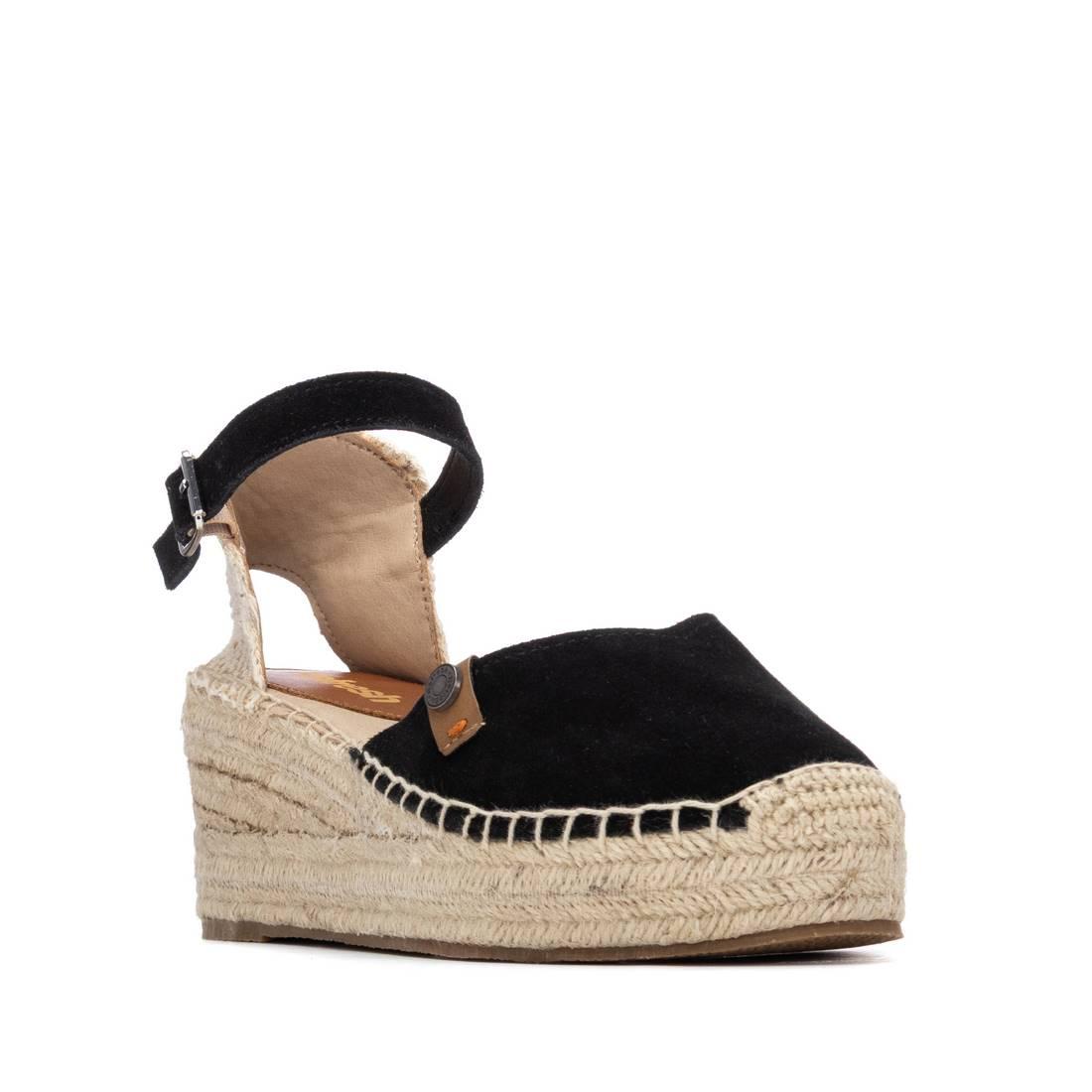 Zapato de mujer con cuña Refresh 17523505