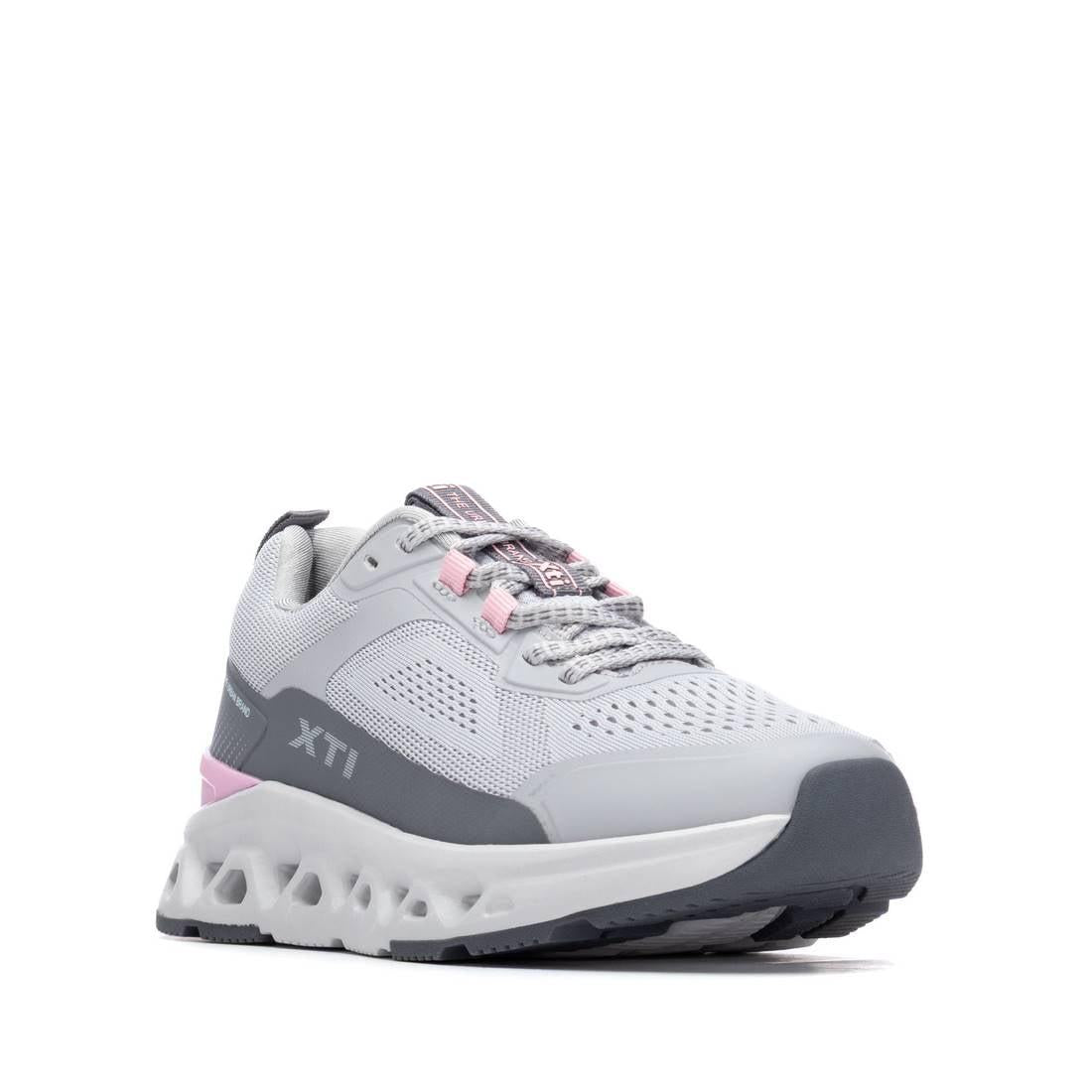 Zapatilla de mujer plano Xti 14518002
