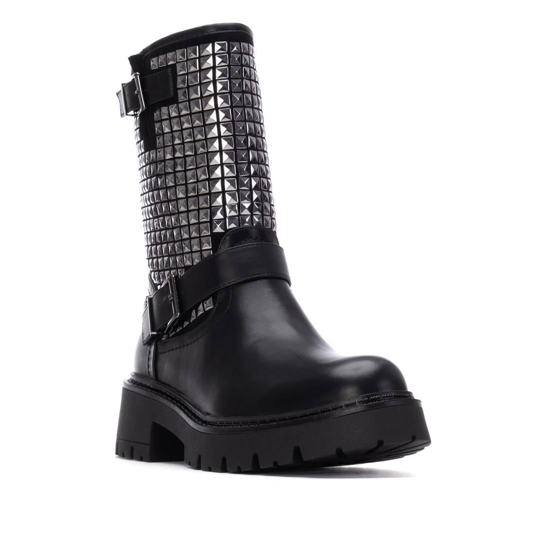 Botin de mujer plano Xti 14447201