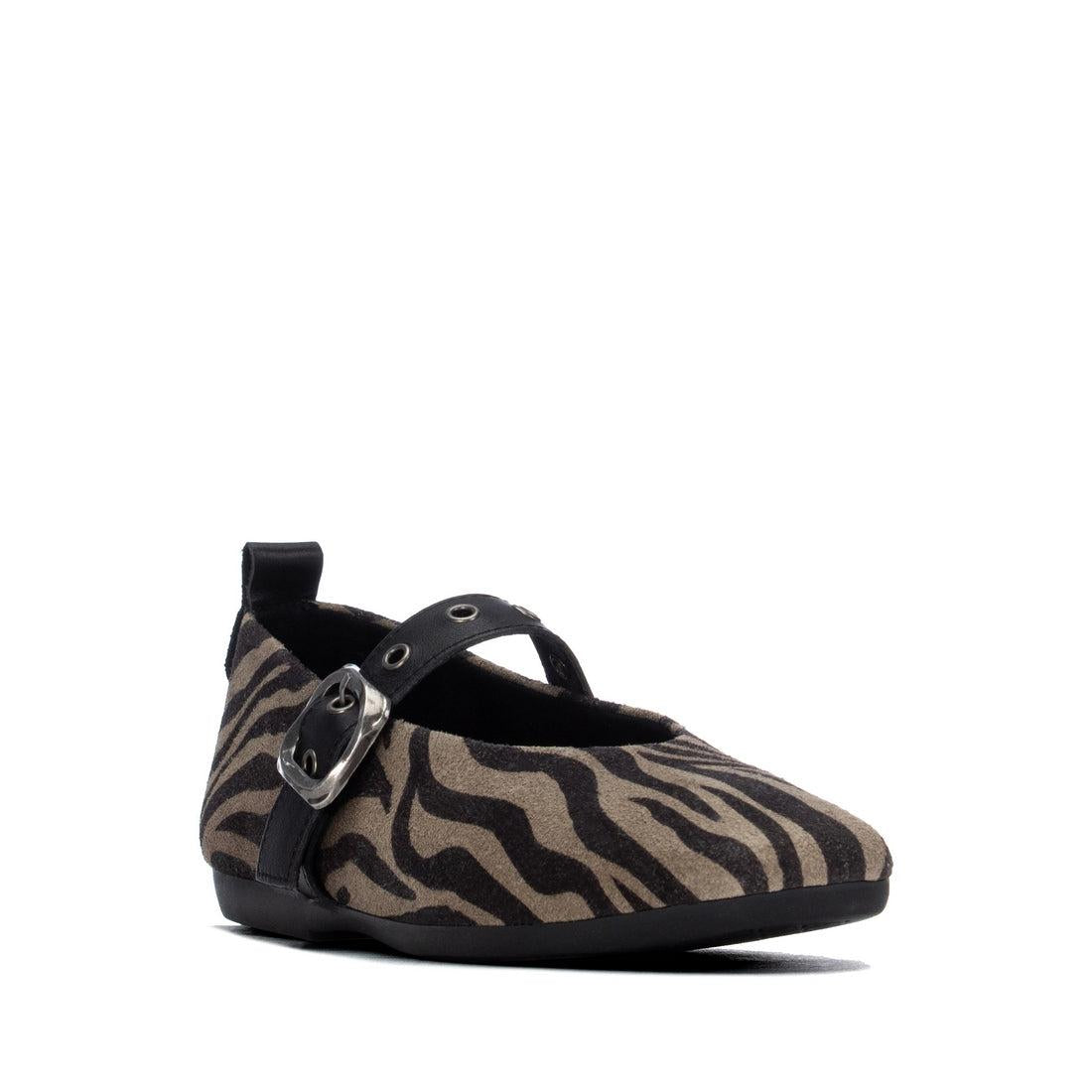 Zapato de mujer plano Carmela 16437702