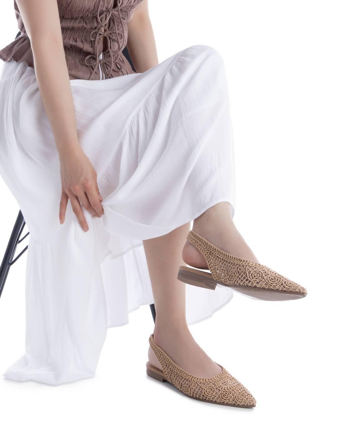 Zapato de mujer plano Xti 14512403