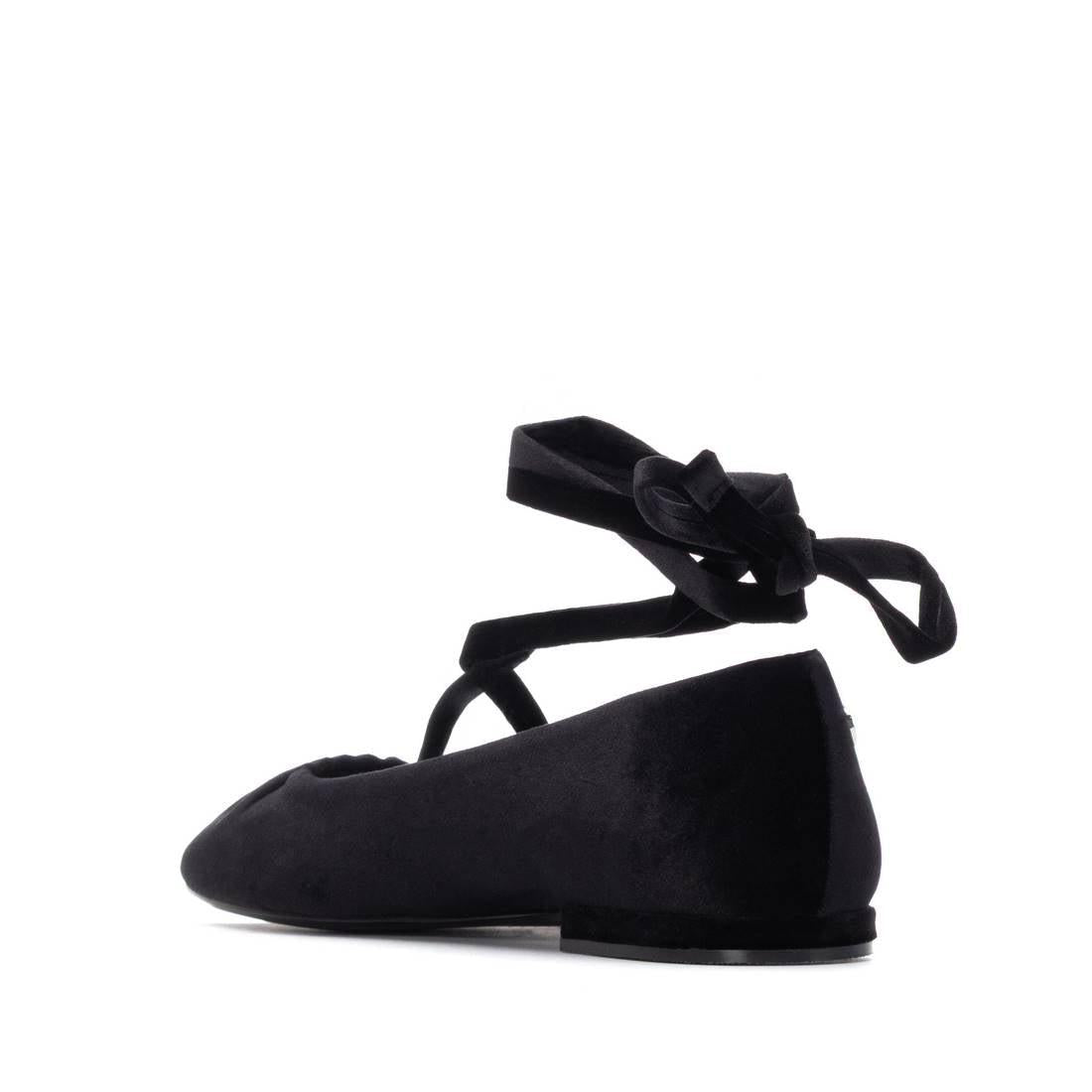 Zapato de mujer plano Xti 14469901
