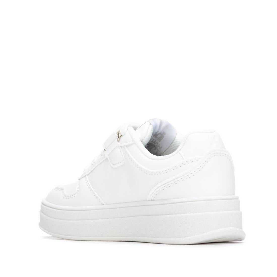 Zapatilla de niña plano Xti kids 15300102