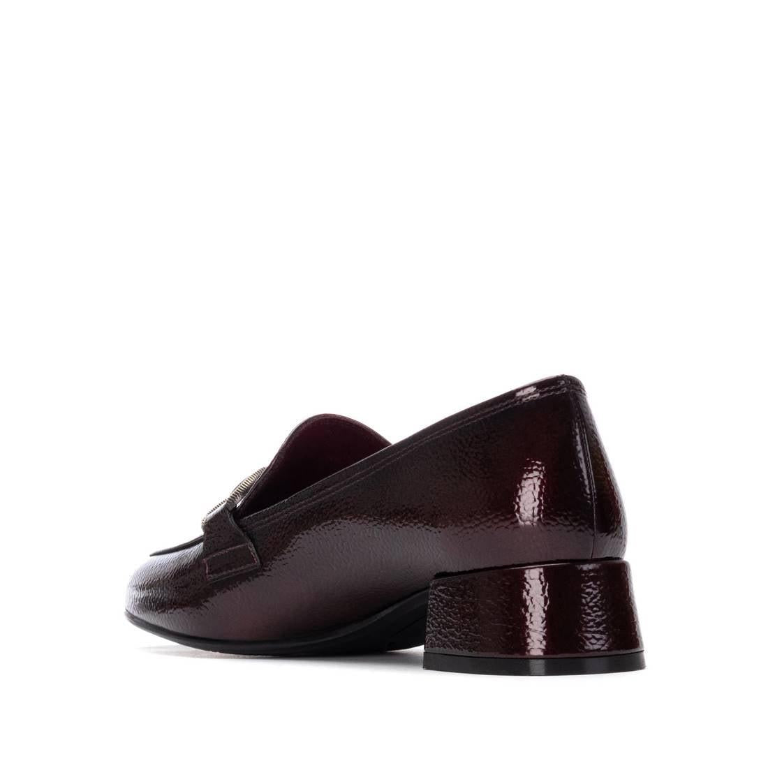 Zapato de mujer con tacón Carmela 16253903