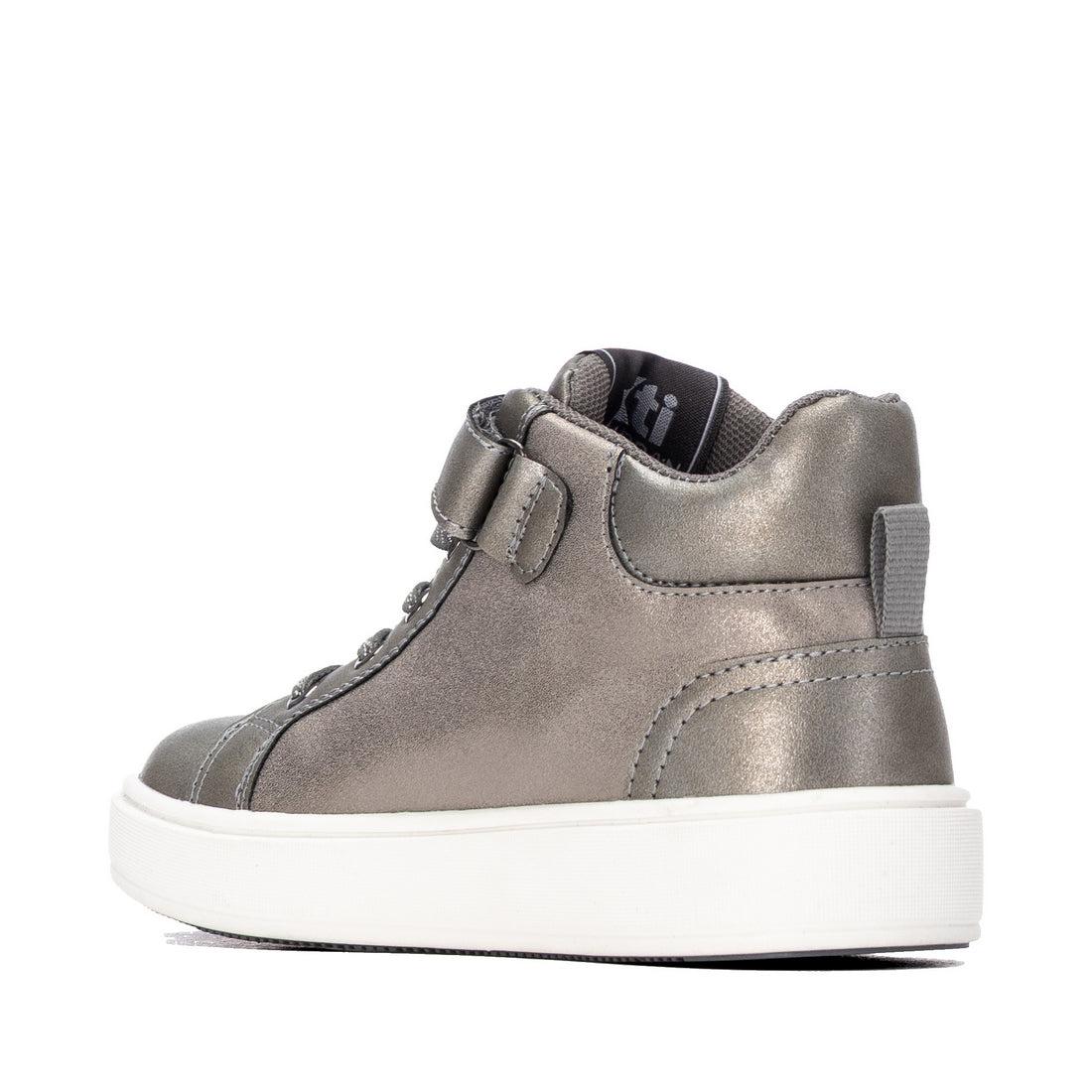 Zapatilla de niña plano Xti kids 15408402