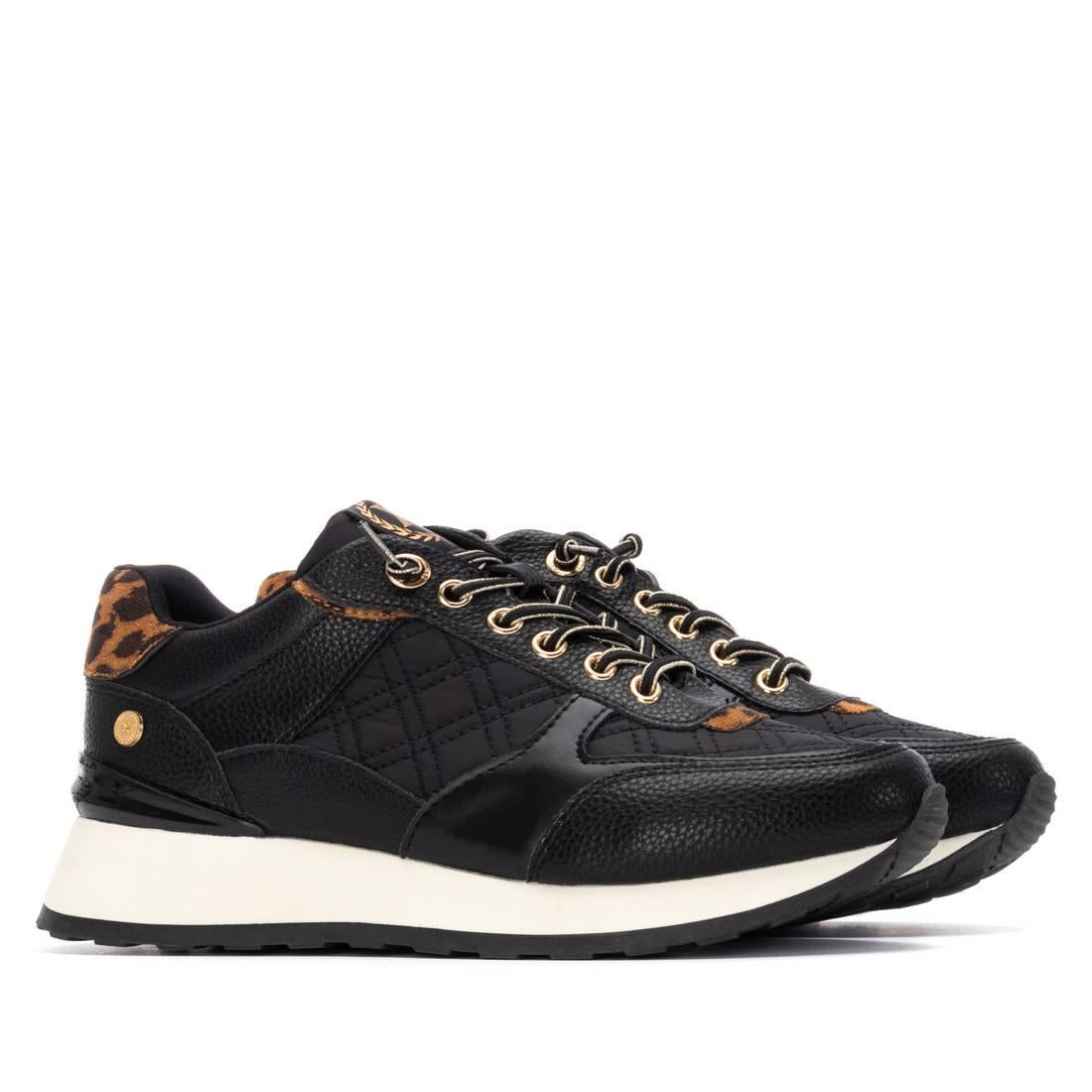 Zapatilla de mujer plano Xti 14420901