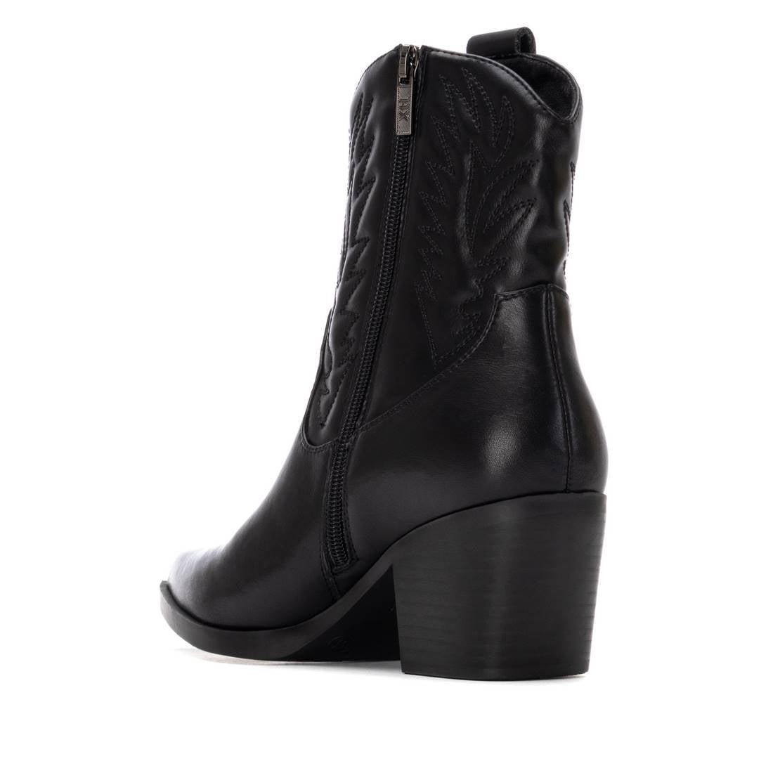 Botin de mujer con tacón Xti 14430501