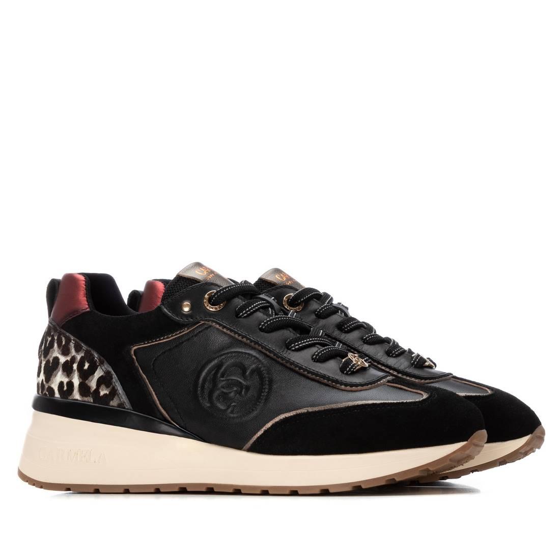 Zapatilla de mujer plano Carmela 16244101