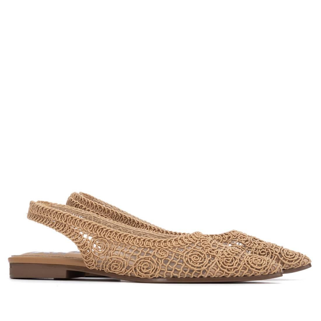 Zapato de mujer plano Xti 14512403