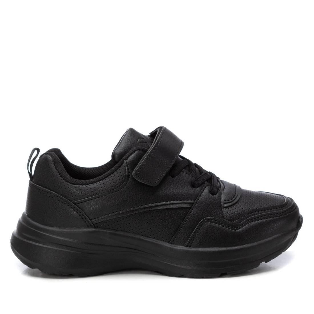 Zapatilla de niña plano Xti kids 13028602
