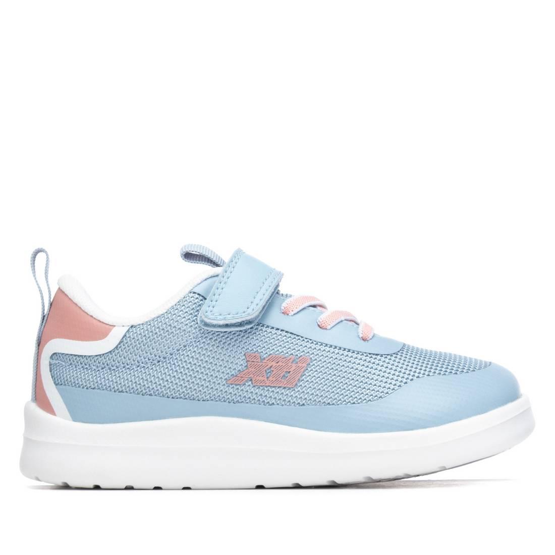 Zapatilla de niña plano Xti kids 15311606