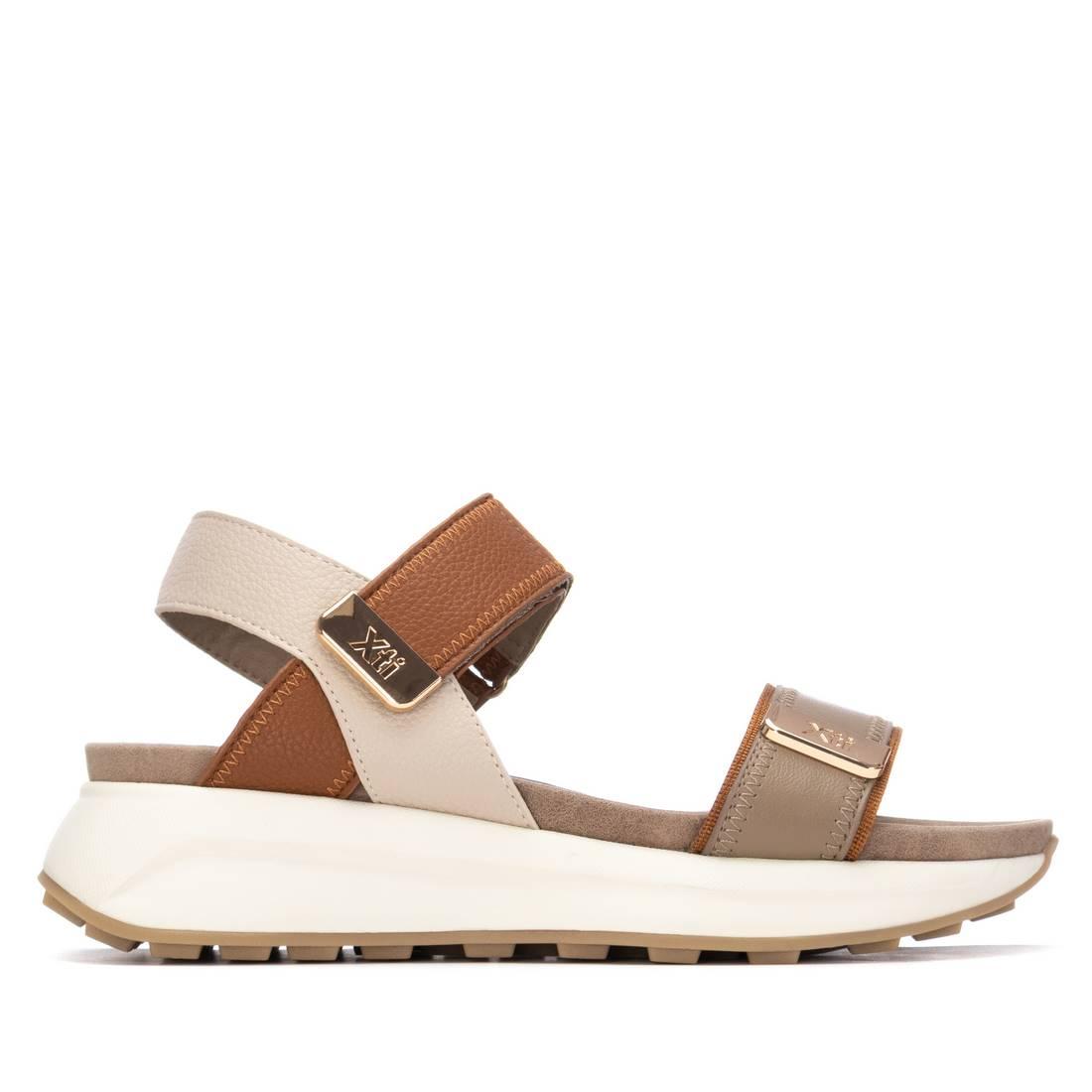 Sandalia plana de mujer Xti 14387414