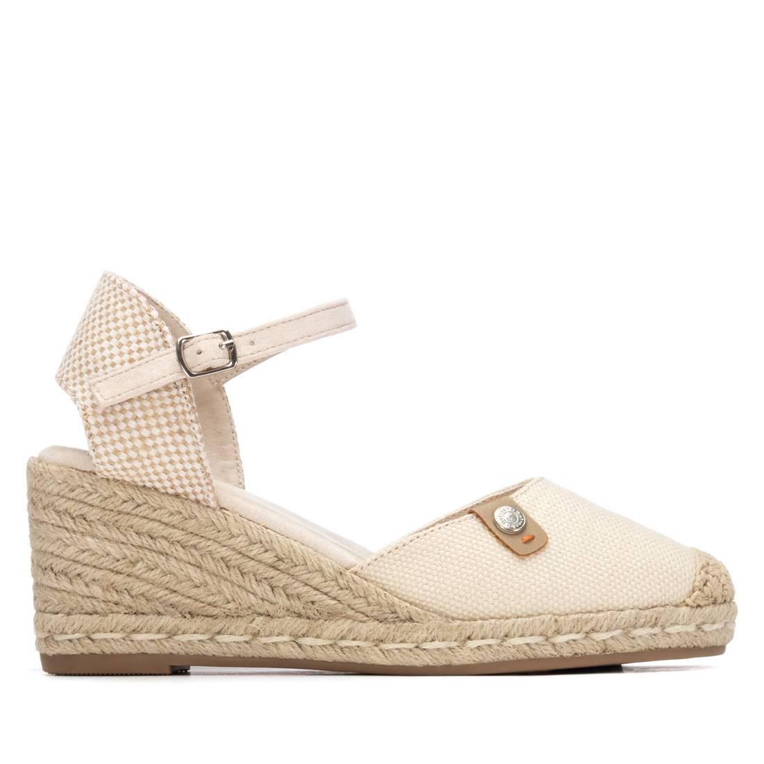 Zapato de mujer con cuña Refresh 17520901