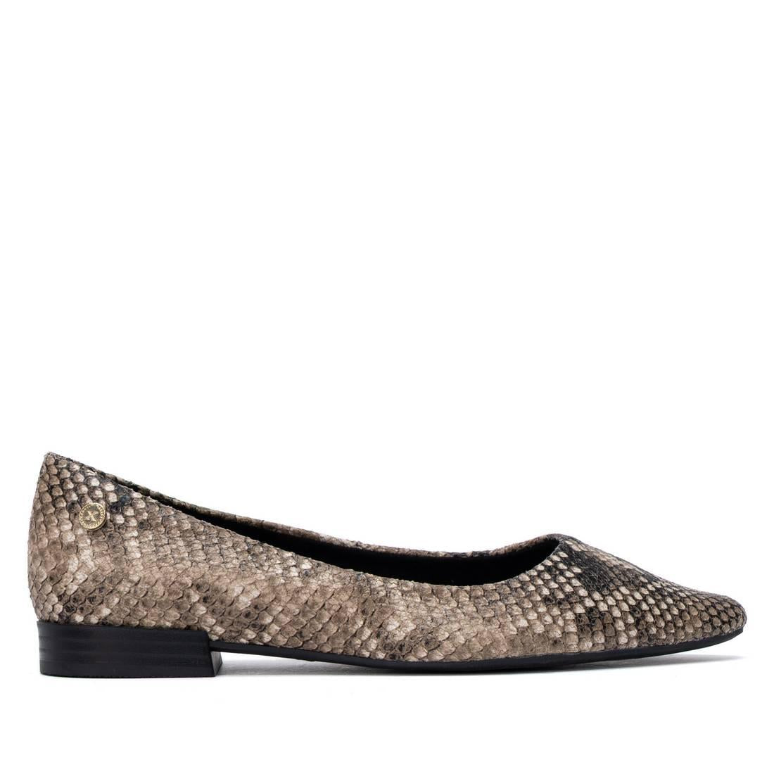 Zapato de mujer plano Xti 14622502