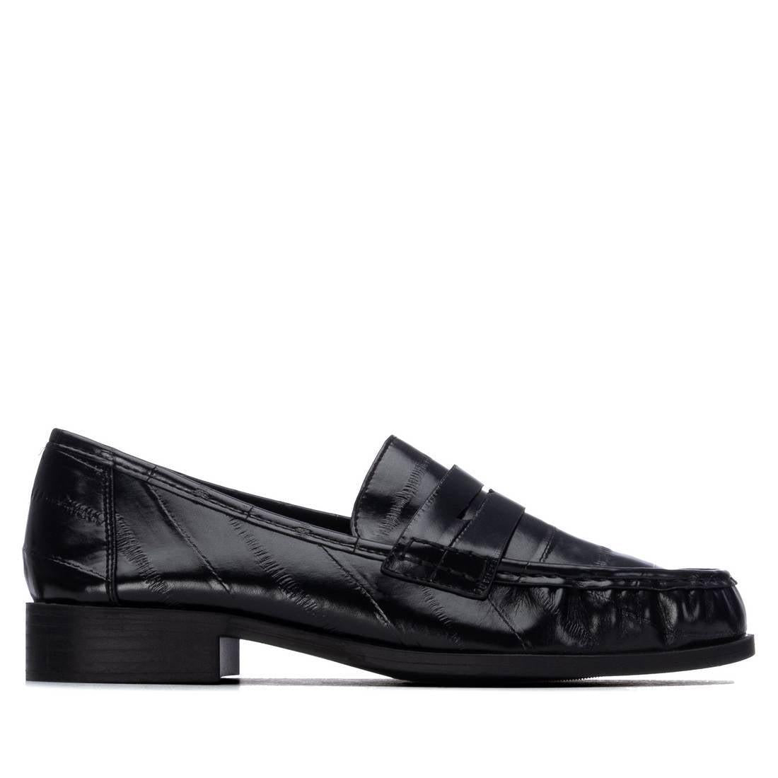 Zapato de mujer plano Xti 14643001