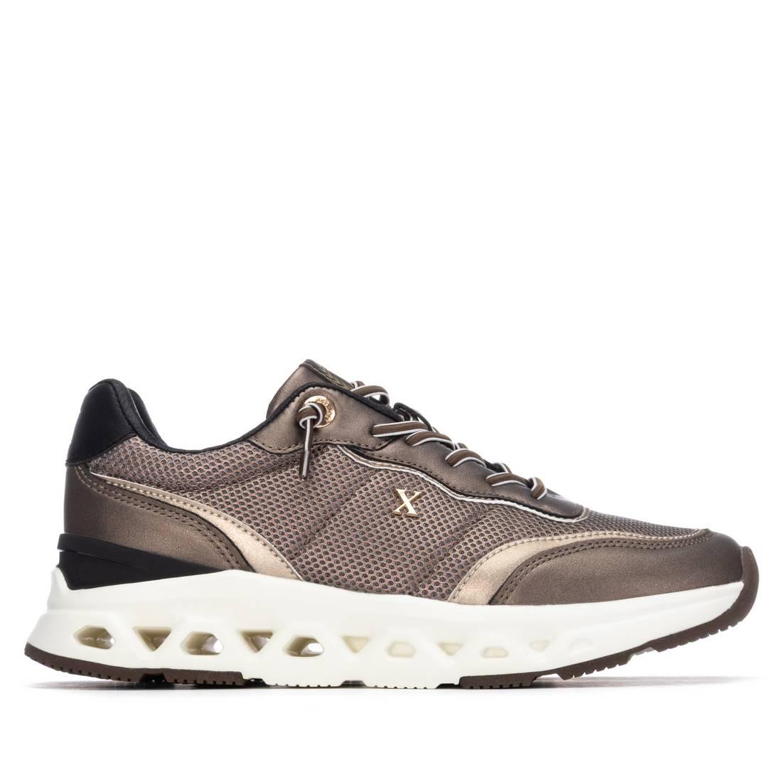 Zapatilla de mujer plano Xti 14457302