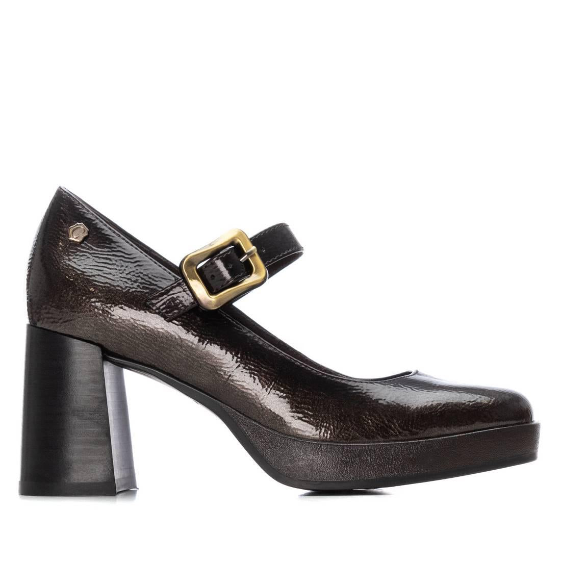 Zapato de mujer con tacón Carmela 16253502