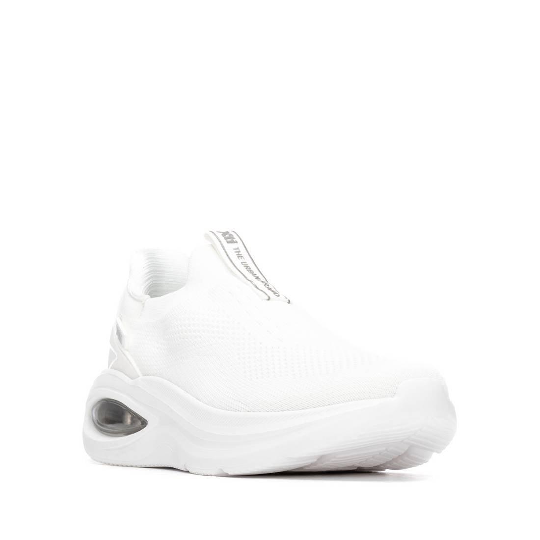 Zapatilla de mujer plana Xti 14537501