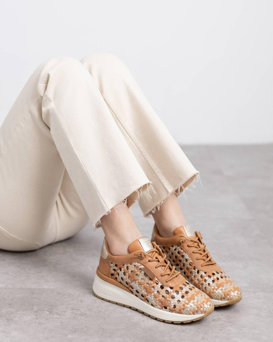 ZAPATO DE MUJER CARMELA 16228704