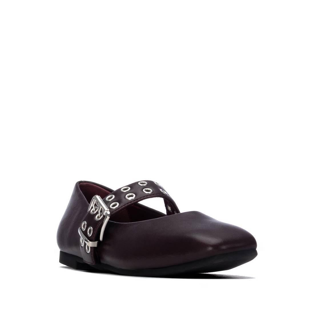 Zapato de mujer plano Xti 14640702