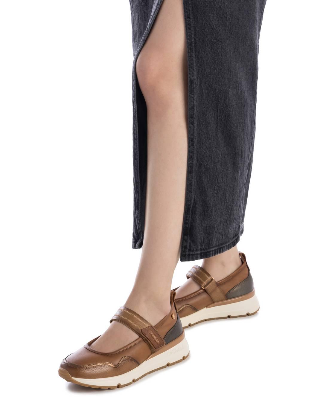 Zapatilla de mujer plano Carmela 16251503