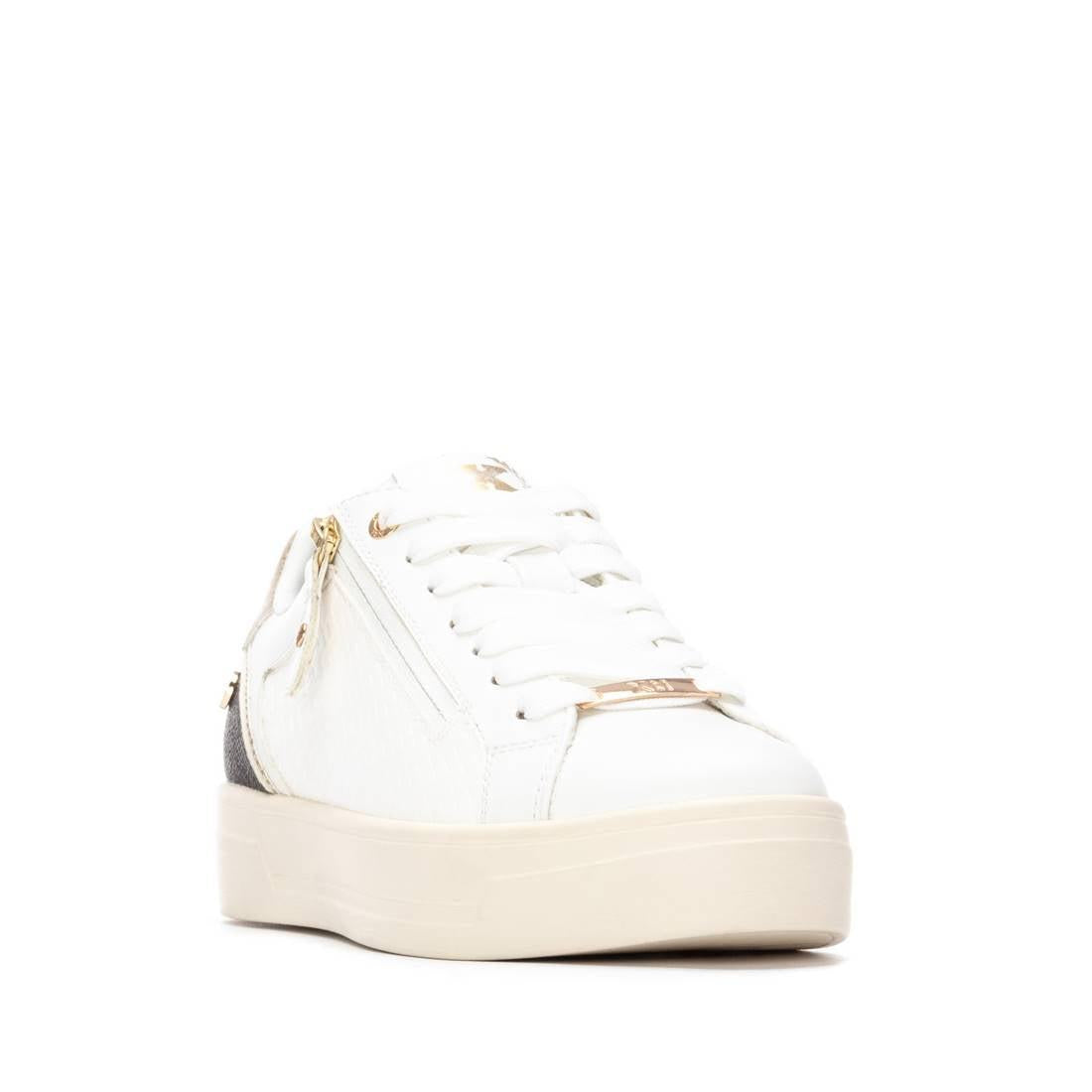 Zapatilla de mujer plano Xti 14437103