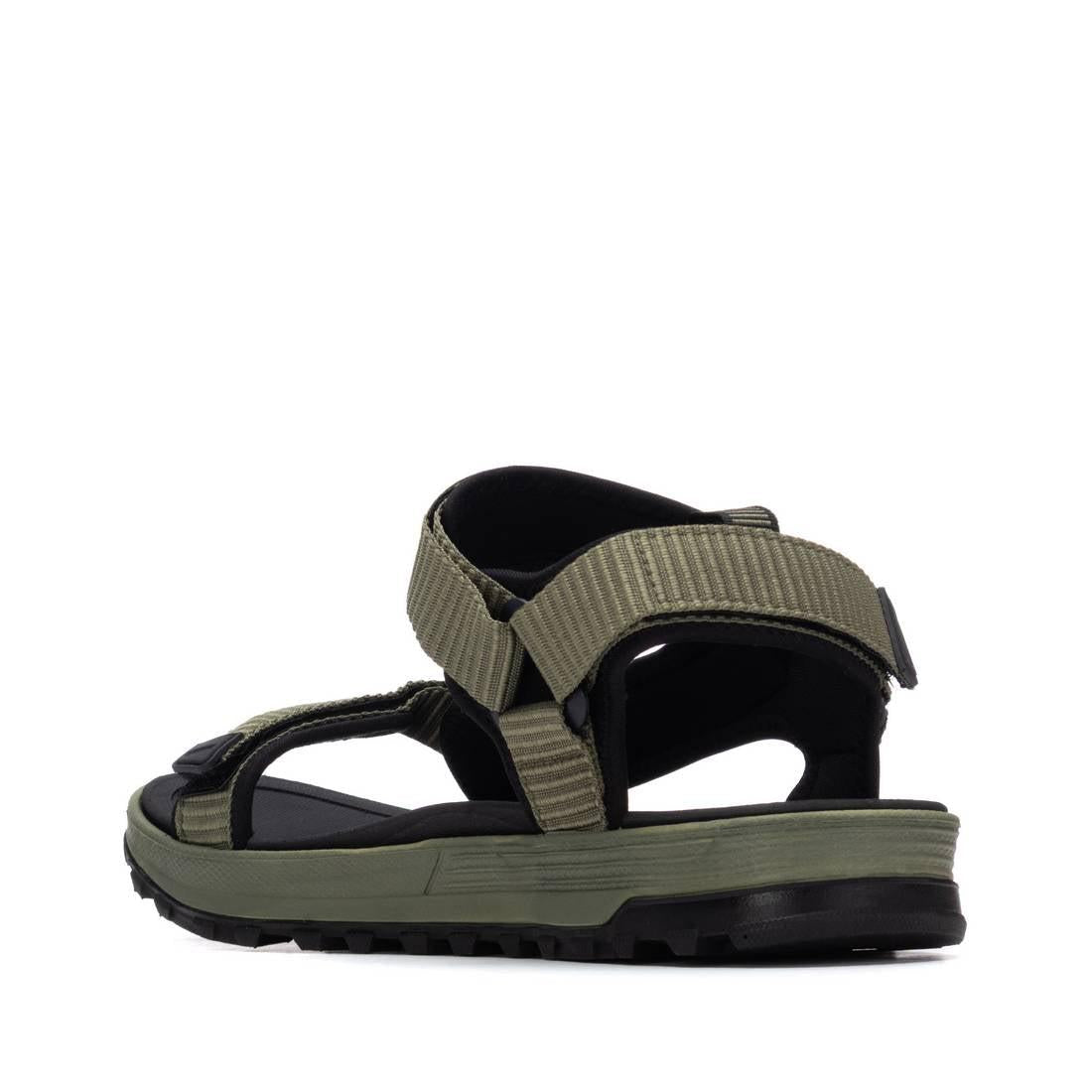 Sandalia de hombre plano Xti 14578602