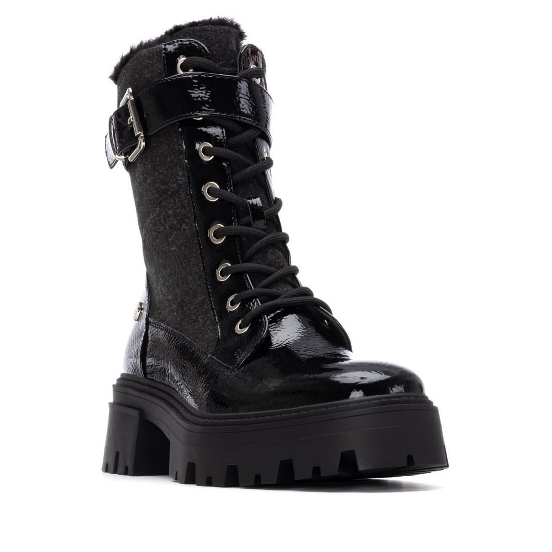 Botin de mujer plano Xti 14466902