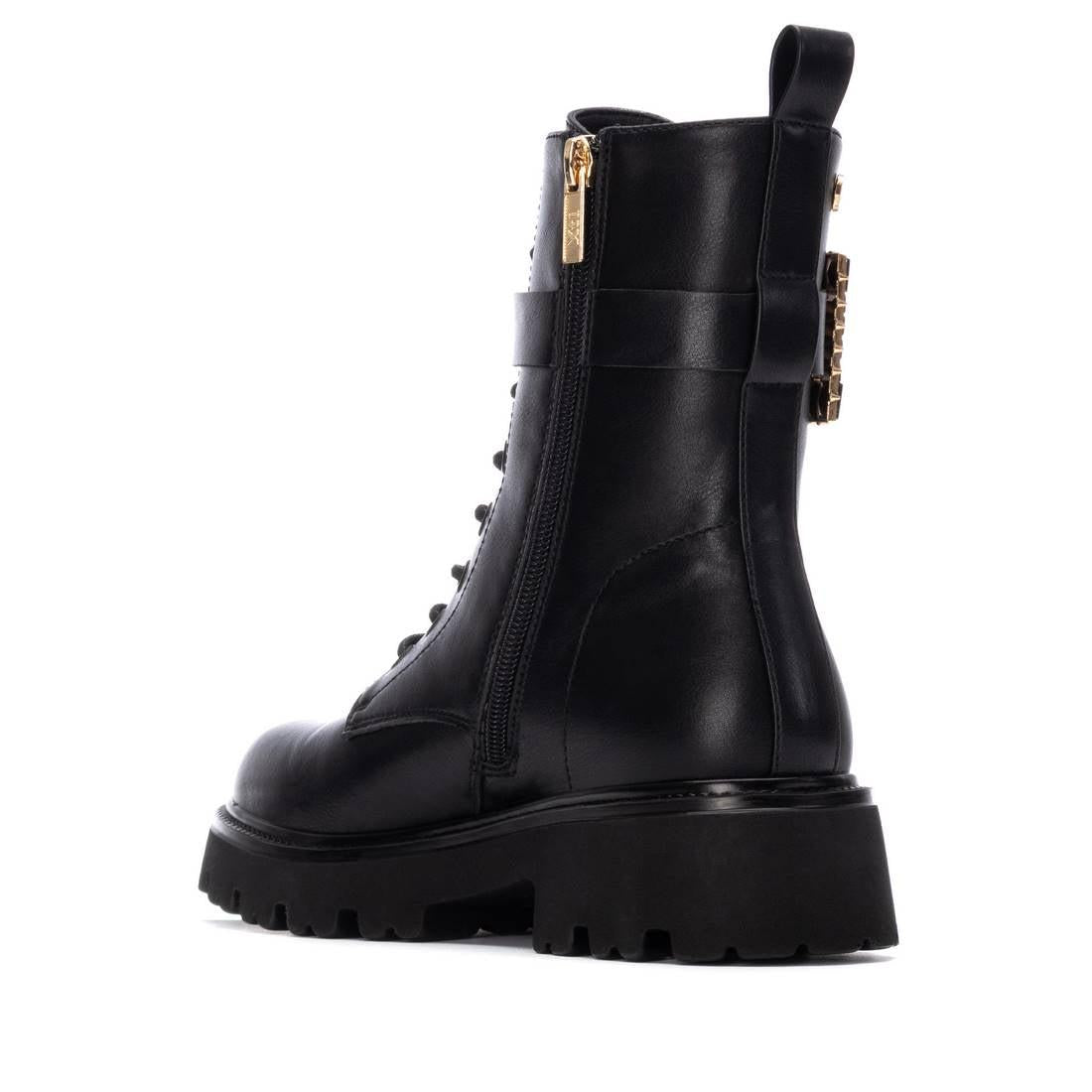 Botin de mujer plano Xti 14443101