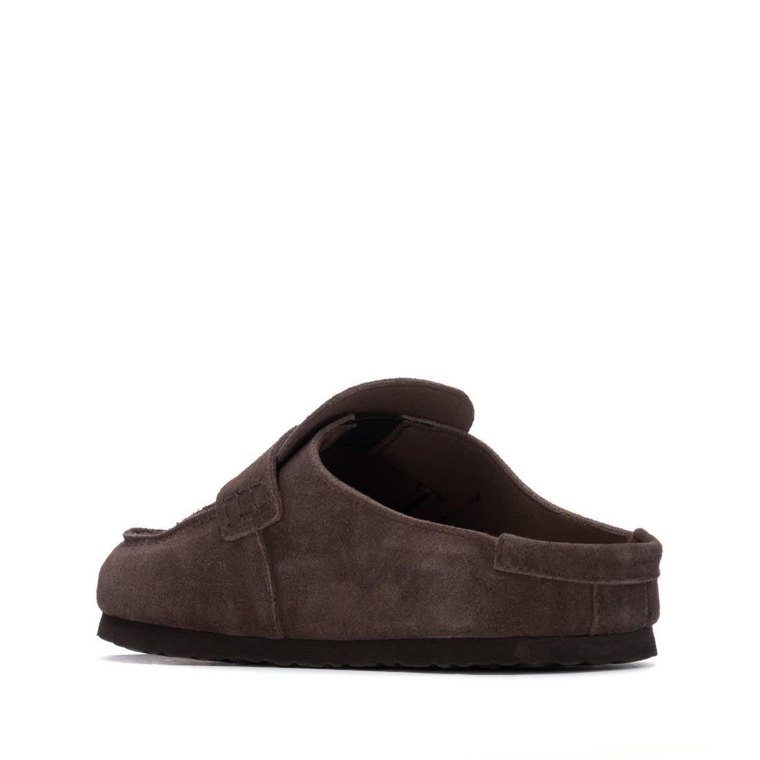 Zueco de hombre plano Xti 14580802