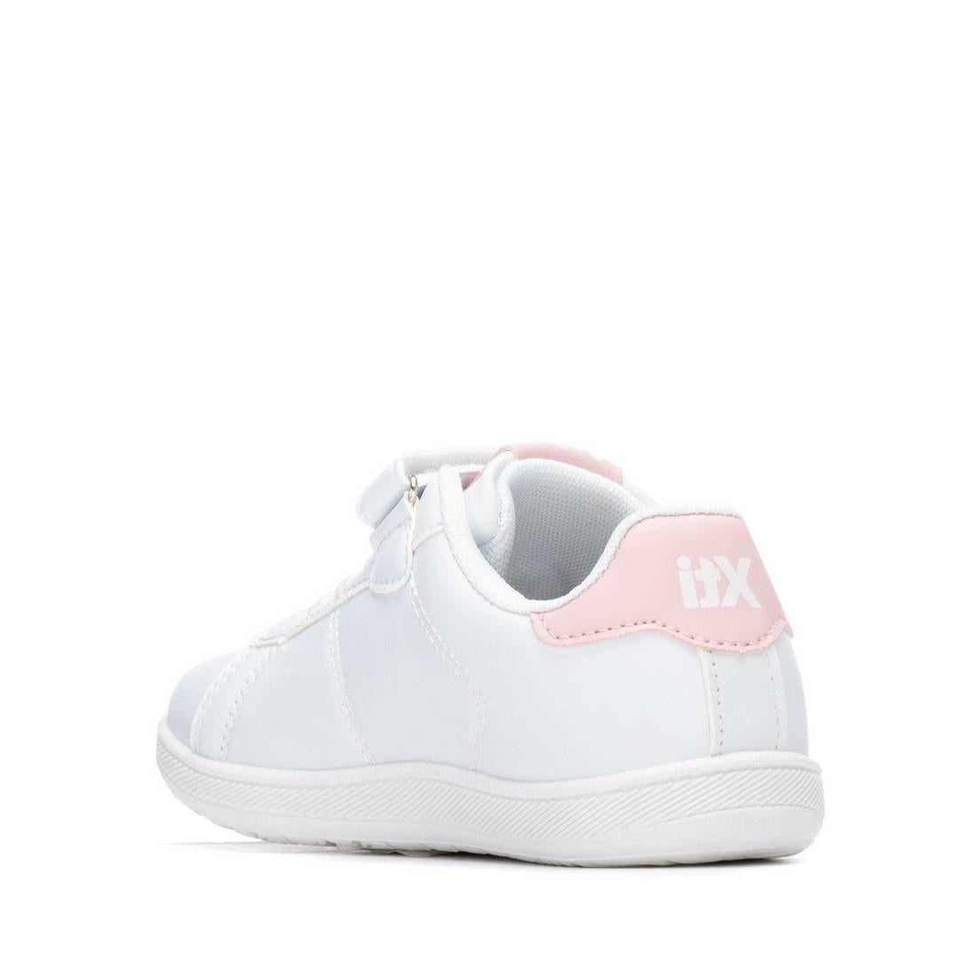 Zapatilla de niña plano Xti kids 15311505