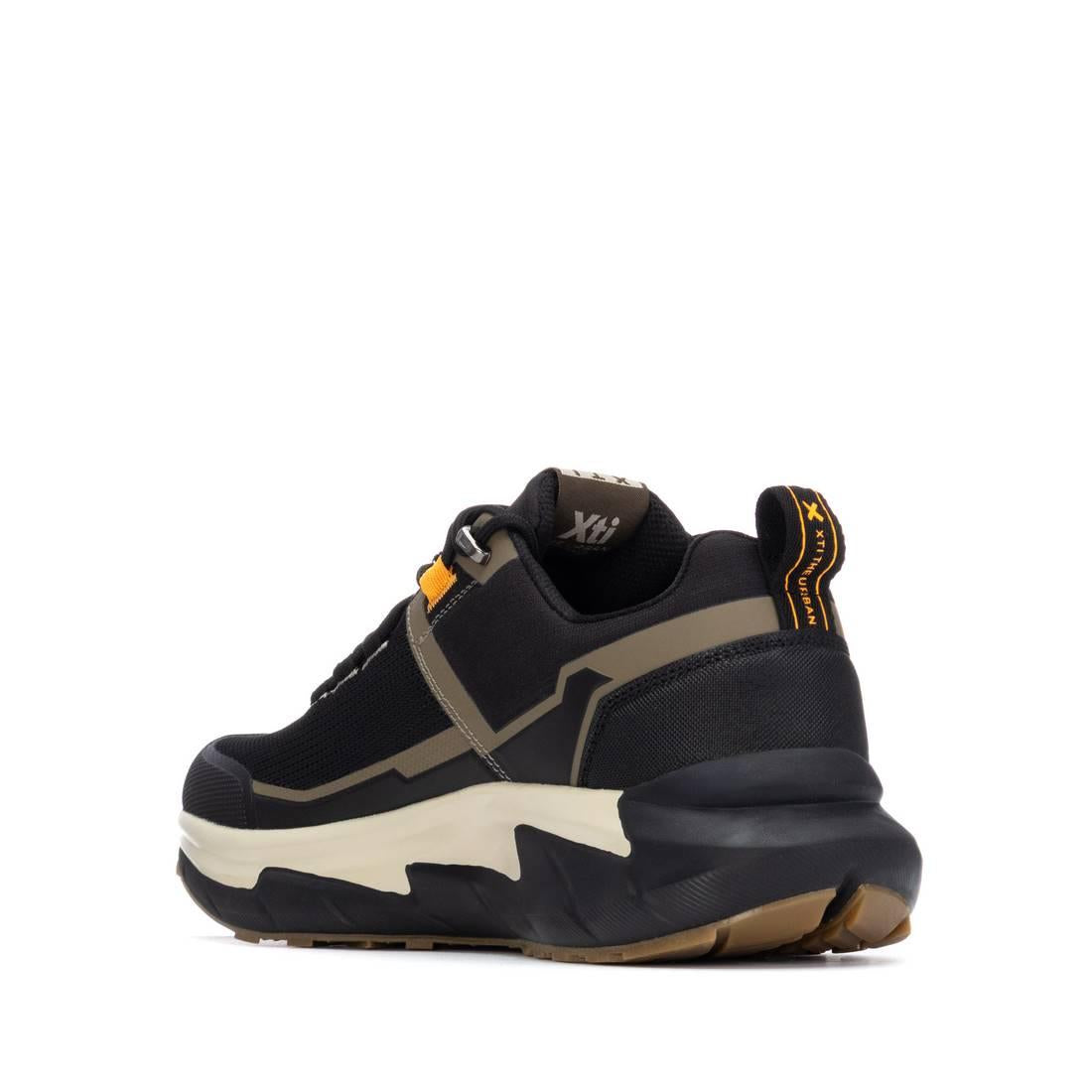 Zapatilla de hombre plano Xti 14471201