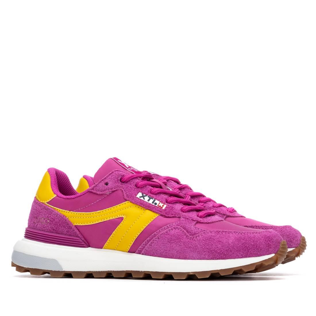 Zapatilla de mujer plano Xti 14506504