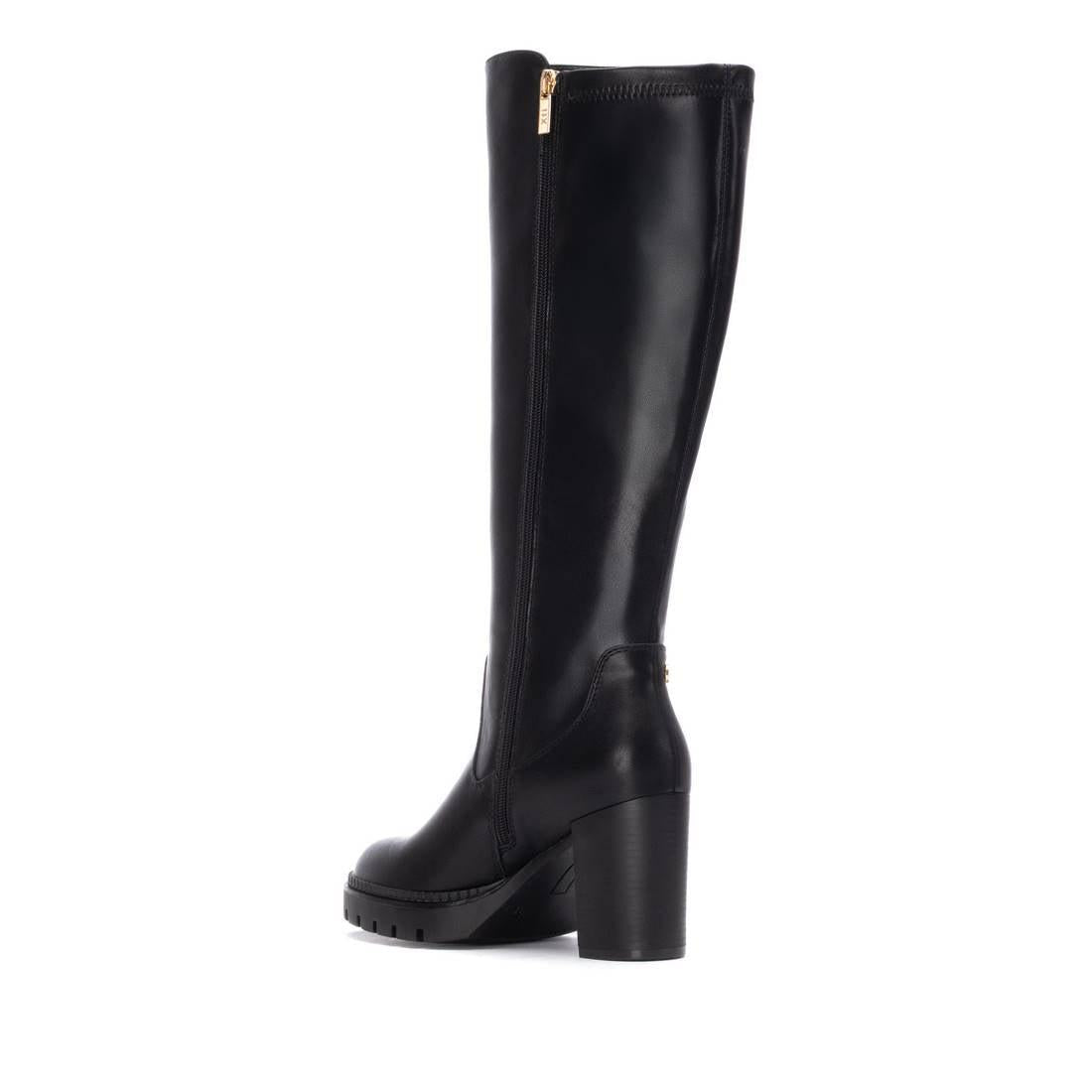 Bota de mujer con tacón Xti 14452401