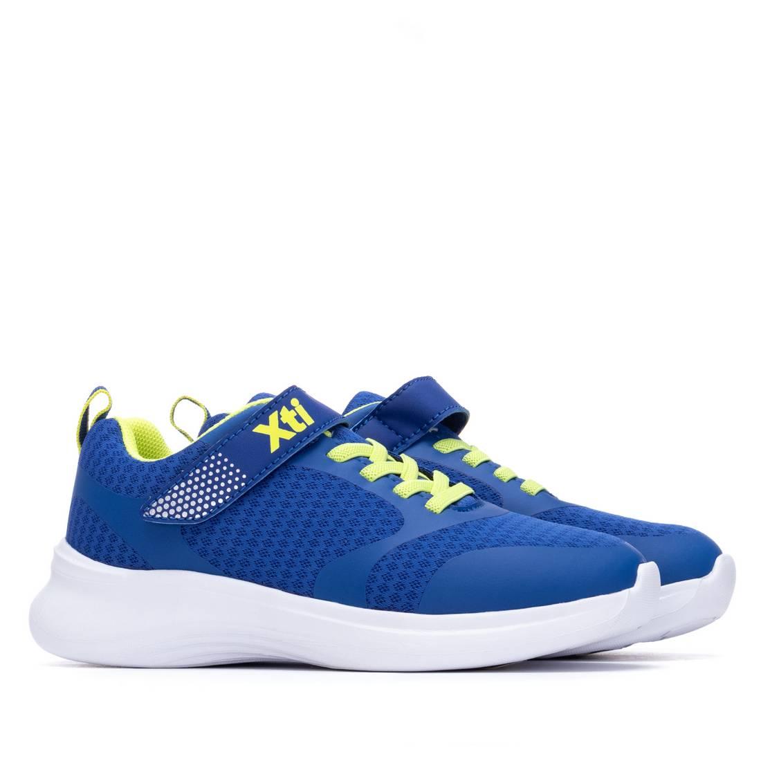 Zapatilla de niño plano Xti kids 15307001