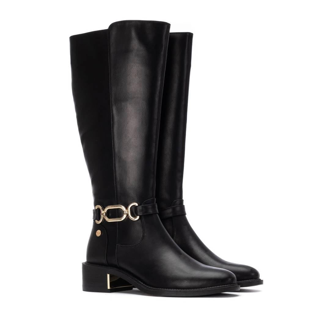 Bota de mujer plano Xti 14439901