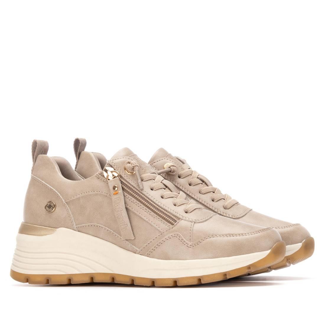 Zapatilla de mujer con cuña Refresh 17293801