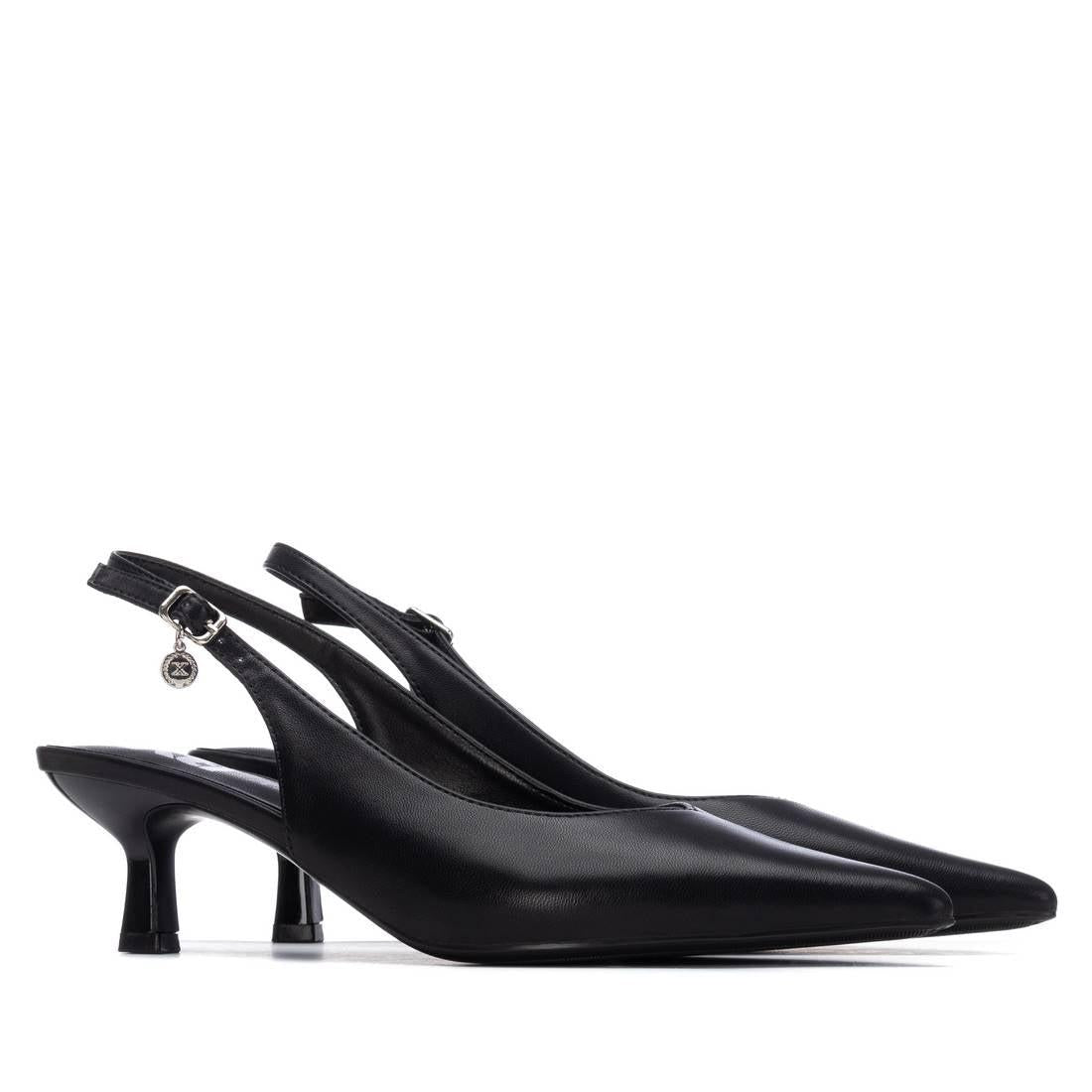 Zapato de mujer con tacón Xti 14535901