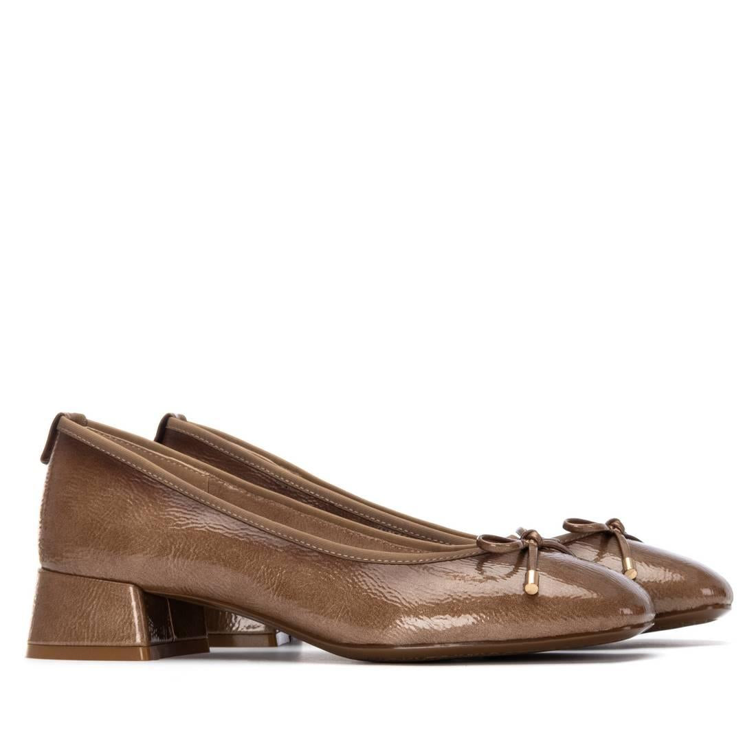 Zapato de mujer con tacón Xti 14424202