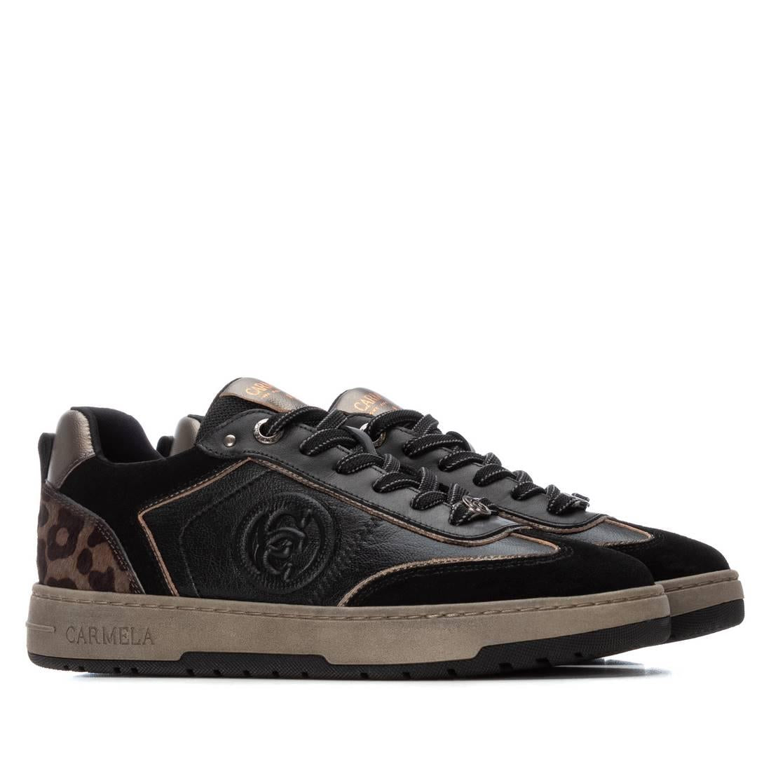 Zapatilla plana de mujer Carmela 16250401