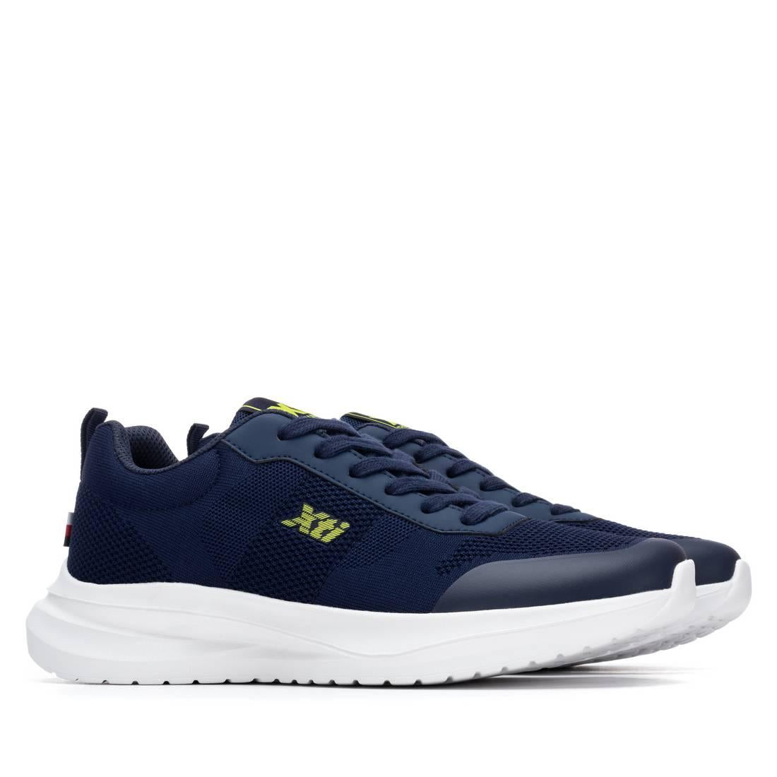 Zapatilla de hombre plano Xti 14579902