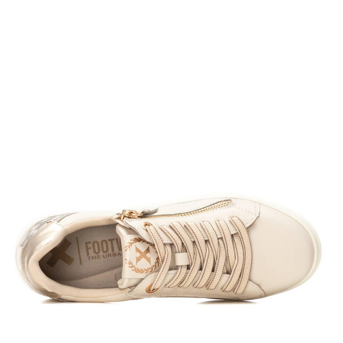 Zapatilla de mujer plano Xti 14423302