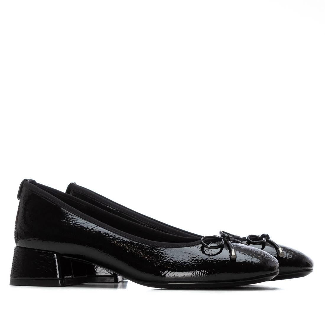 Zapato de mujer con tacón Xti 14424203