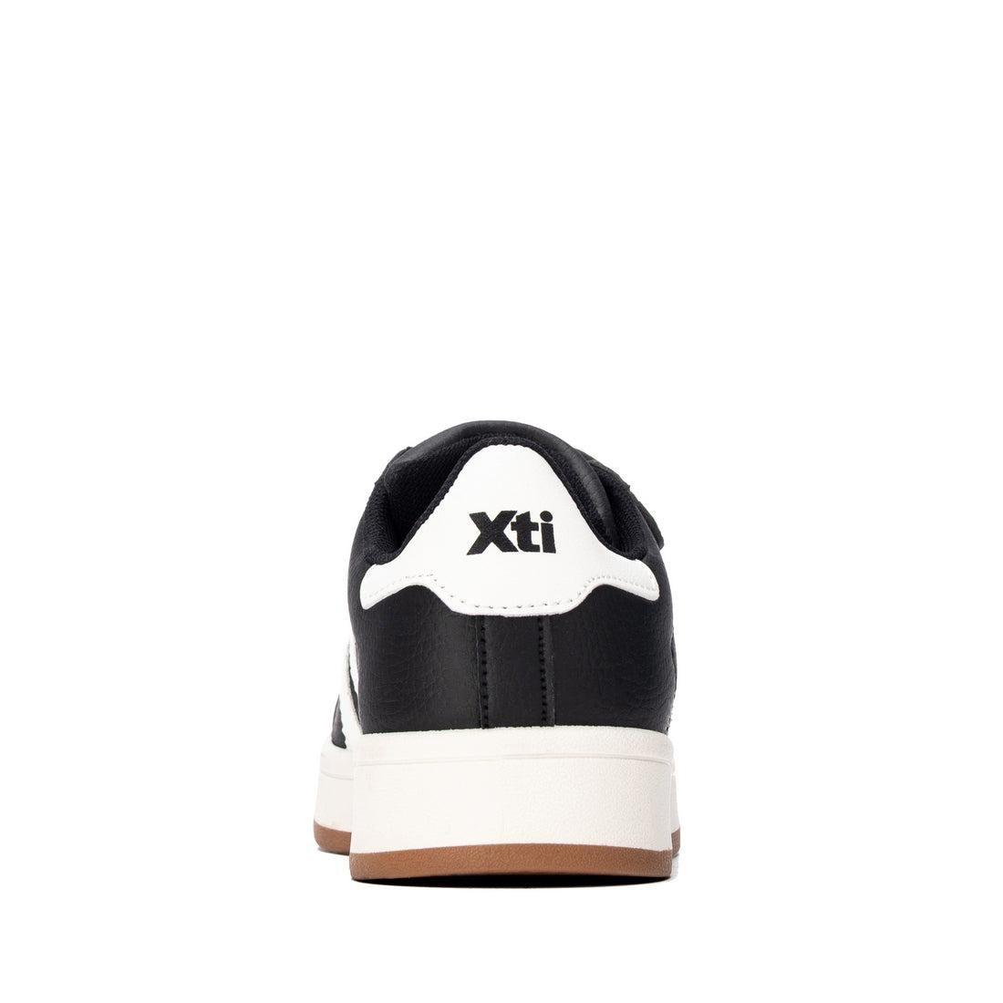 Zapatilla de niña plano Xti kids 15405804