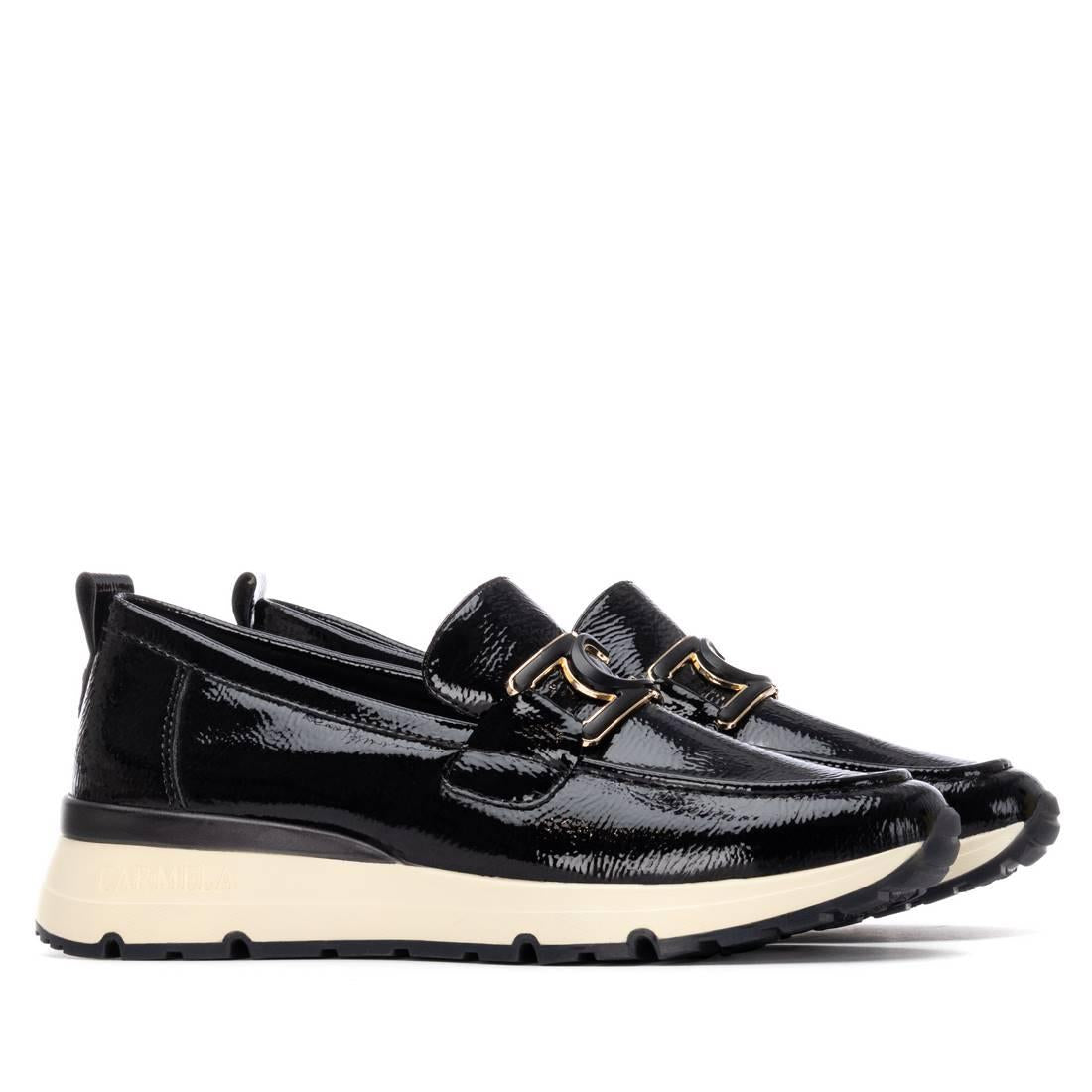 Zapatilla de mujer plana Carmela 16251803